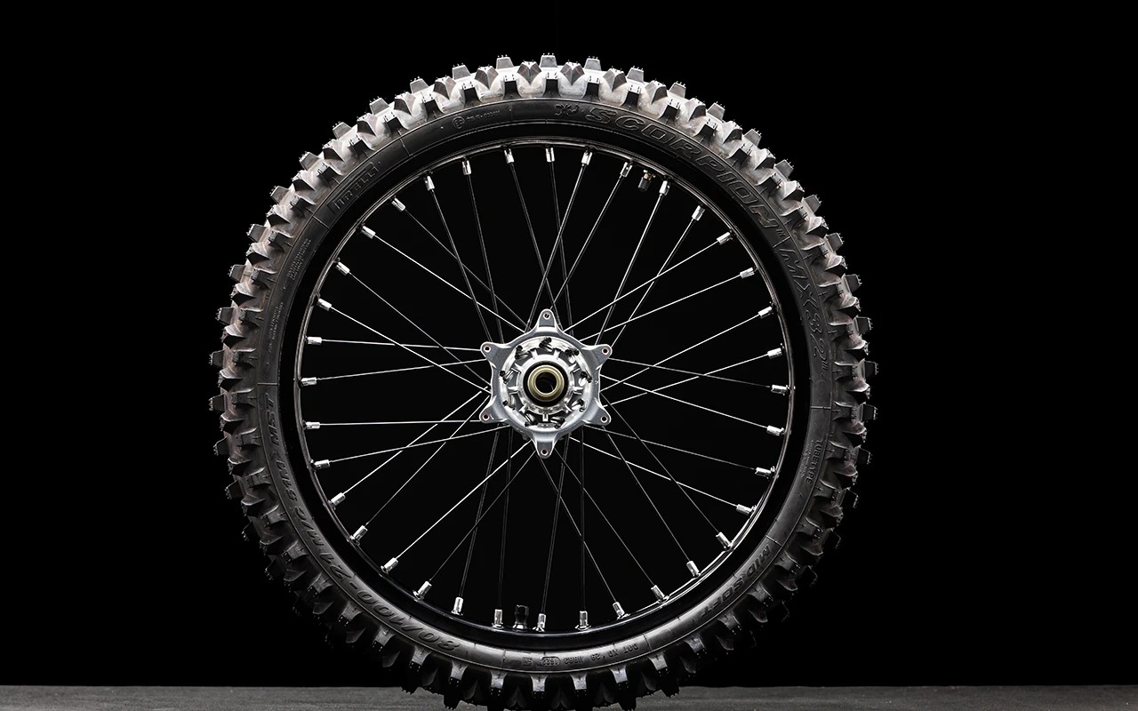 6JC9FD7FhW_Front wheel.jpg
